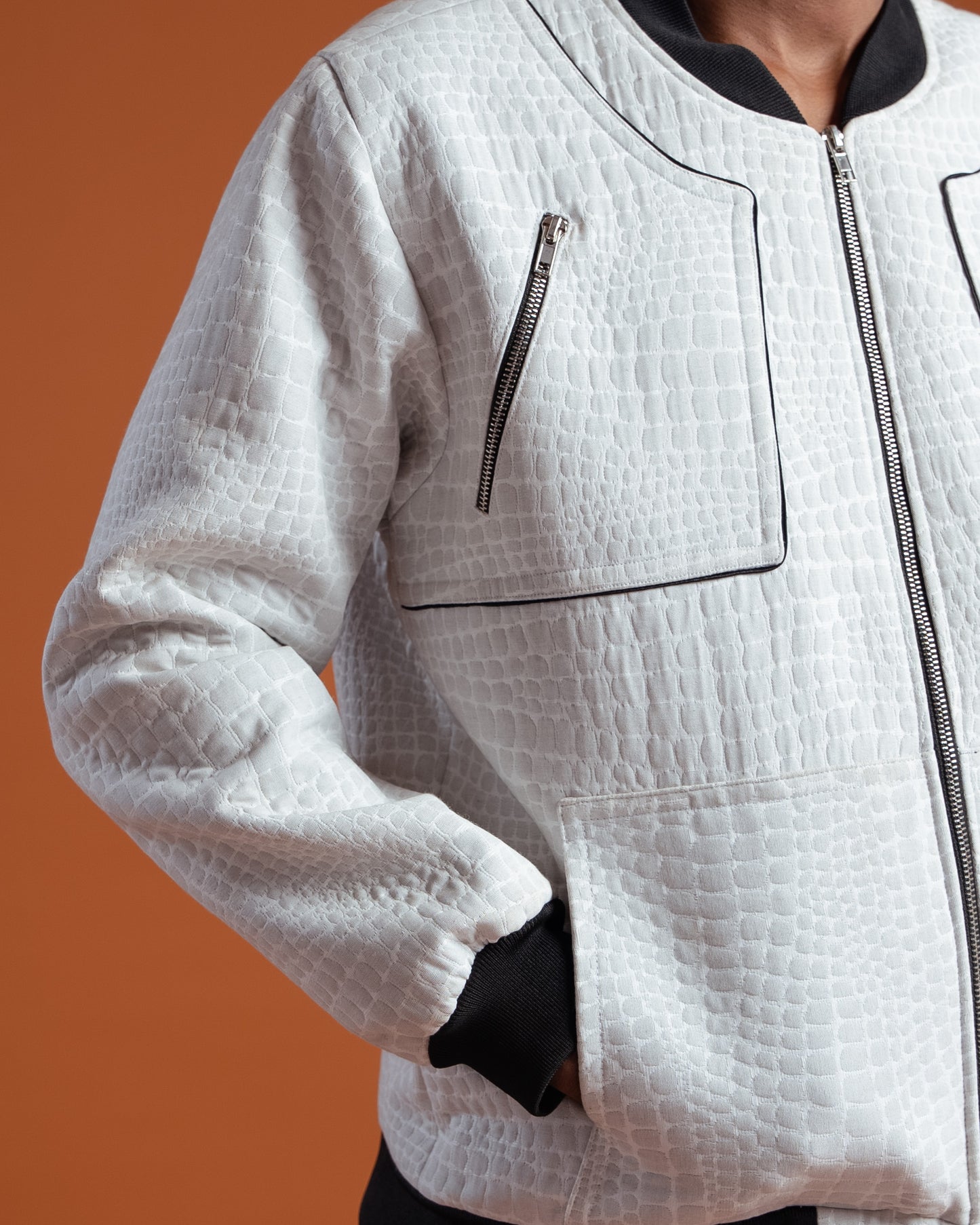 Cyuma White Jacket